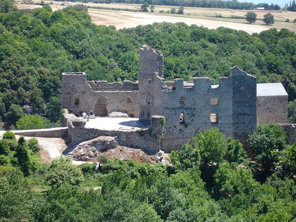 Gîte près du château de Saissac