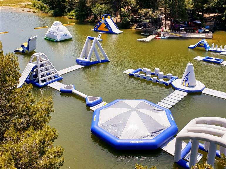Parc aquatique Aquaviva au Lac de la Cavayère à Carcassonne